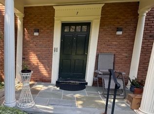 132 Claremont Rd APT 7B, Bernardsville, NJ 07924