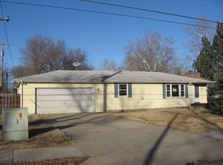 2101 Northview Dr, Manhattan, KS 66502
