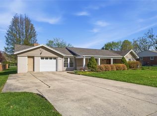 1796 N Belleview Dr, Bellbrook, OH