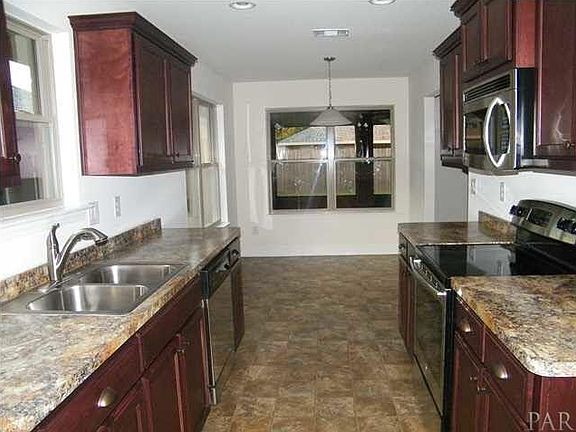 5th image of 473 Evening Falls Dr