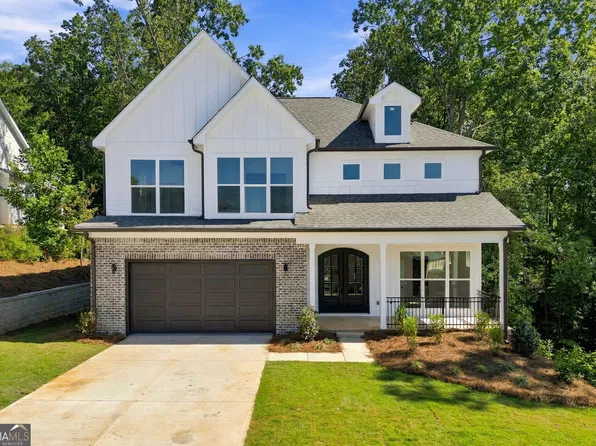 5609 Pleasant Woods Dr, Flowery Branch, GA 30542