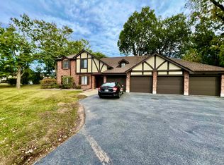 8246 Holly Ct UNIT D, Palos Hills, IL 60465