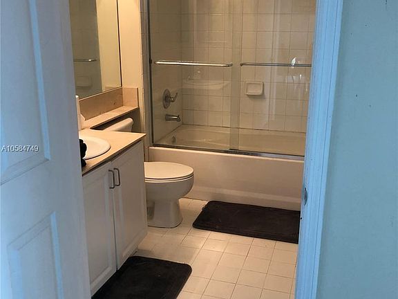 5th image of 1155 Brickell Bay Dr #S8