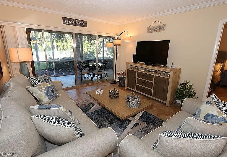 820 Ketch Dr #2 — Photo 1