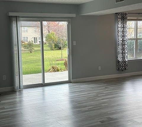 3rd image of 6755 Wimbledon Dr