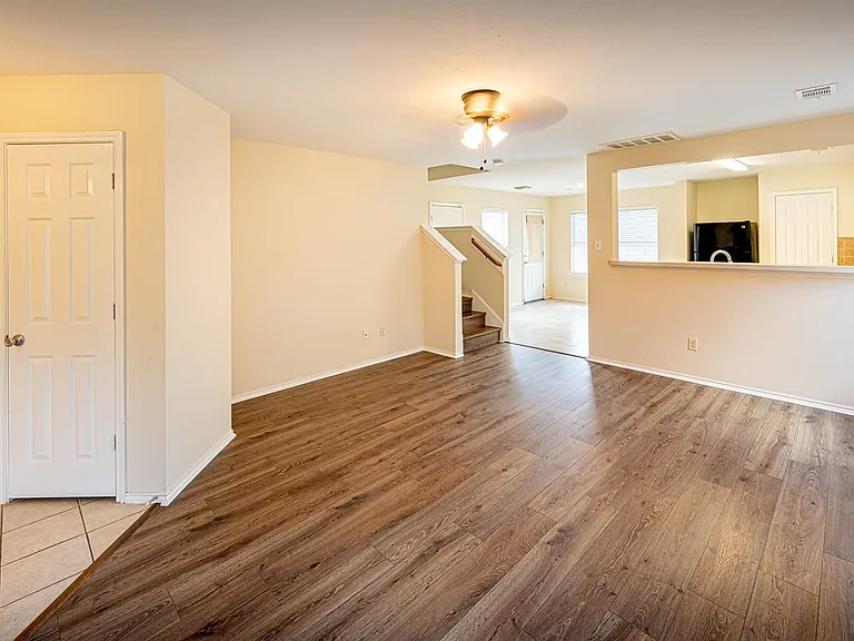 3603 Avalon Castle Dr — Photo 12