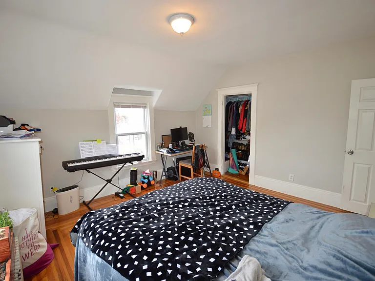 8 Trafford St #2 — Photo 6