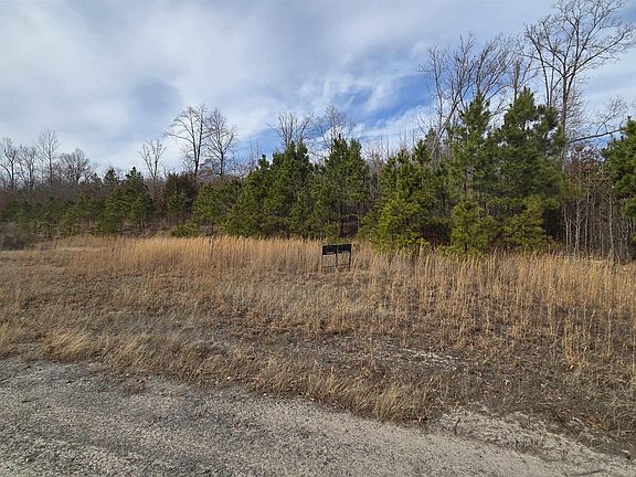 3rd image of 5975 Greers Ferry Rd