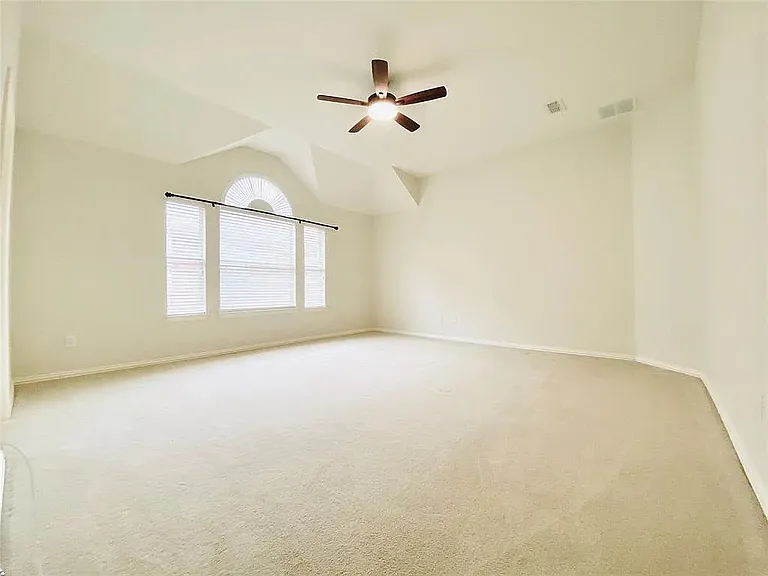 3416 Woodheights Ct — Photo 14