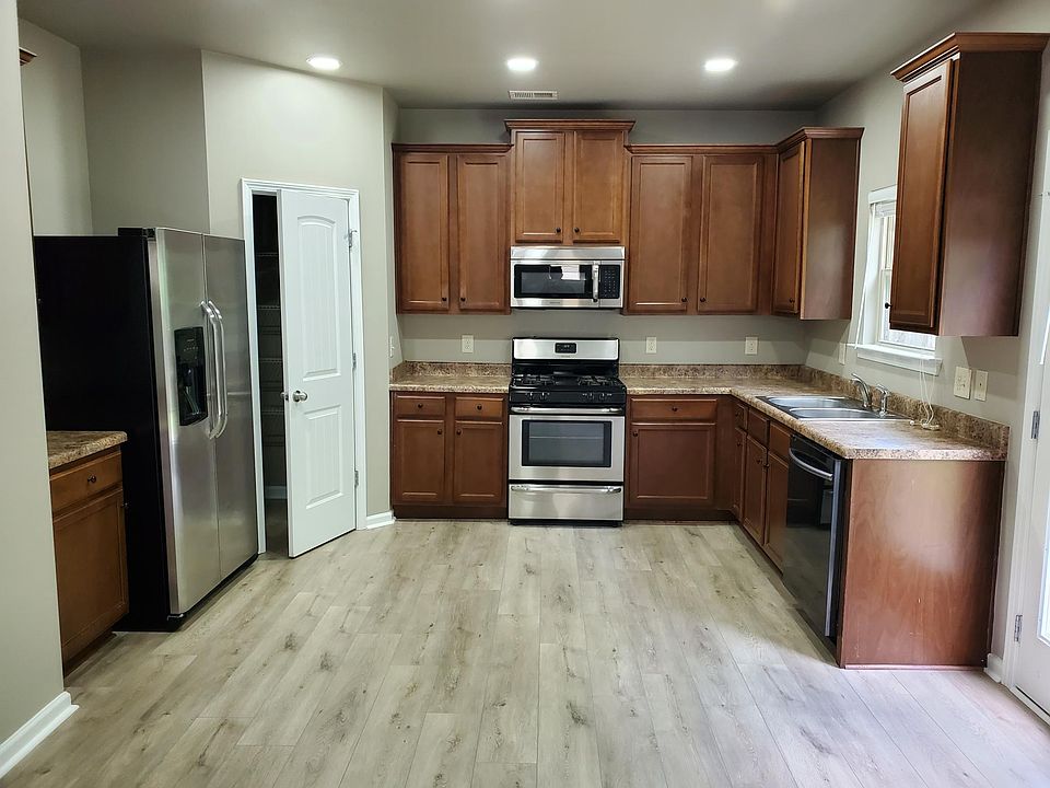 1st image of 1459 Wilford Dr