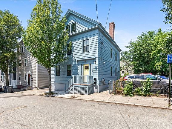 2nd image of 128 Sheldon St
