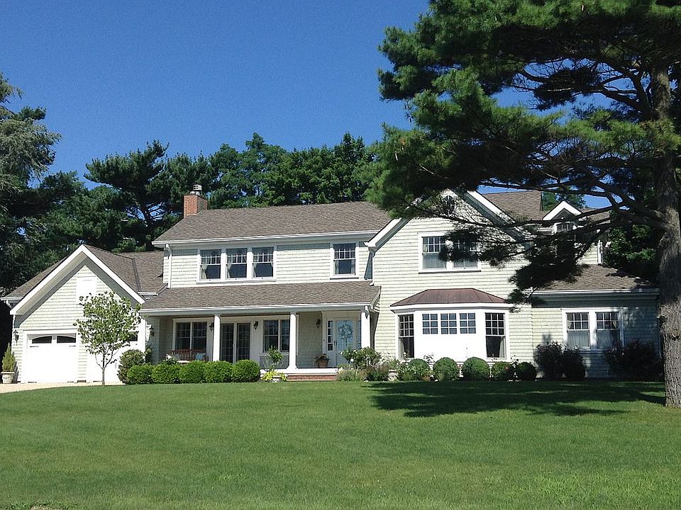 2nd image of 60 Shore Rd