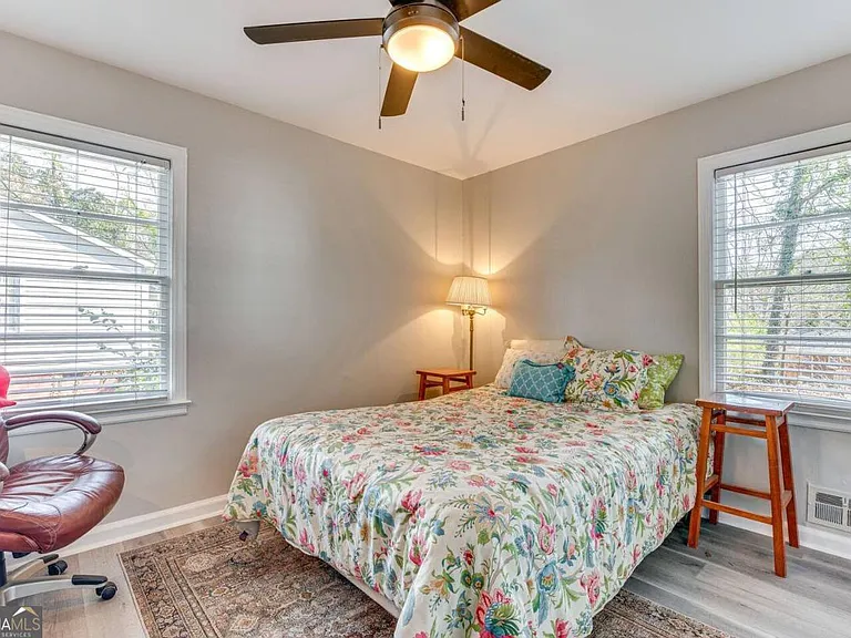 6385 Lobelia Rd SW — Photo 6