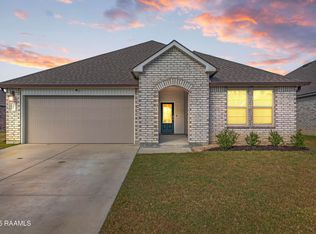 110 Still Lake Dr, Duson, LA 70529
