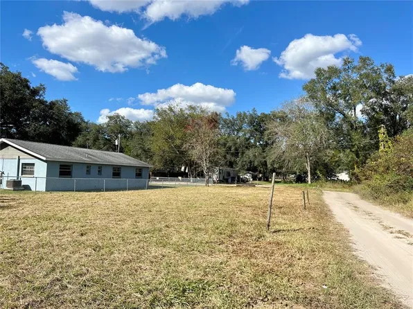 39256 Lizabeth Cir #240, Zephyrhills, FL 33542