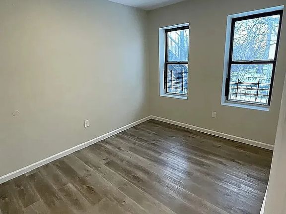 5th image of 380 Avon Ave #3832L-3833R