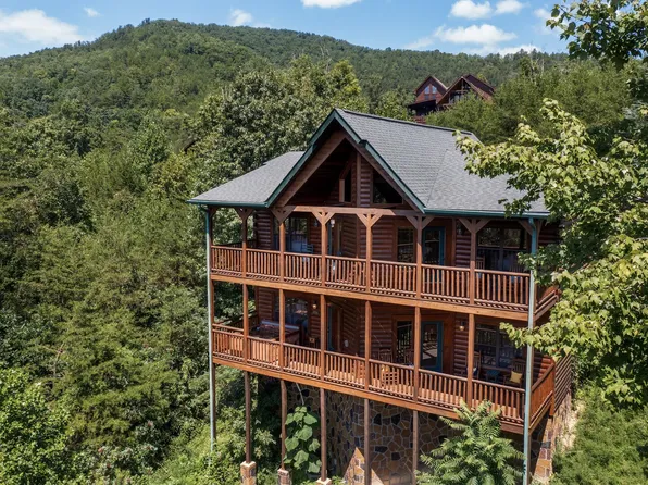 (undisclosed Address), Sevierville, TN 37876