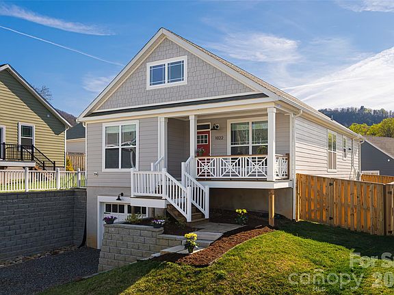 4th image of 1022 Padgett Pl