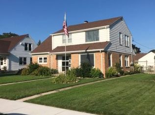 710 N Montgomery St, Port Washington, WI 53074