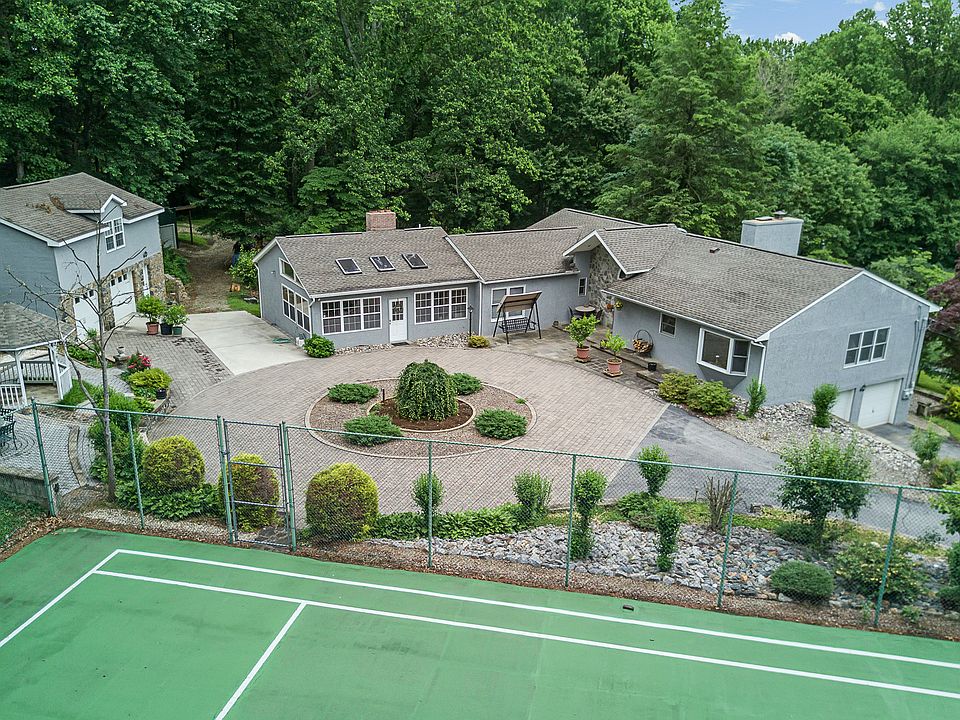 1st image of 433 Snuff Mill Ln
