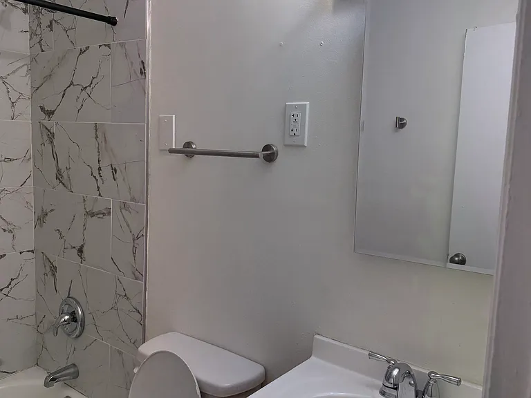 Hall Bath View #2