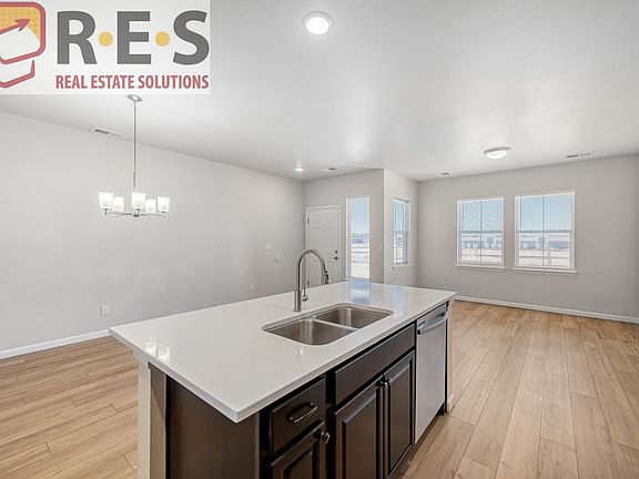 3rd image of 10565 Paris St #902