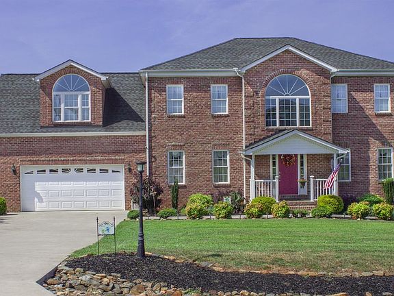2nd image of 1218 Cedar Rock Dr