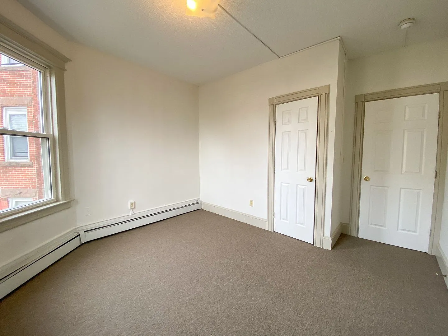 31-33 Bond St / Rosario Properties, LLC — Photo 1