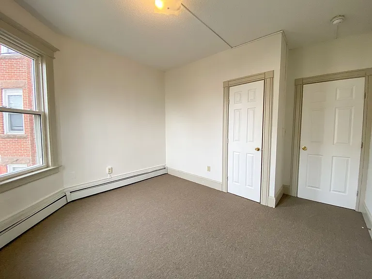 31-33 Bond St — Photo 31