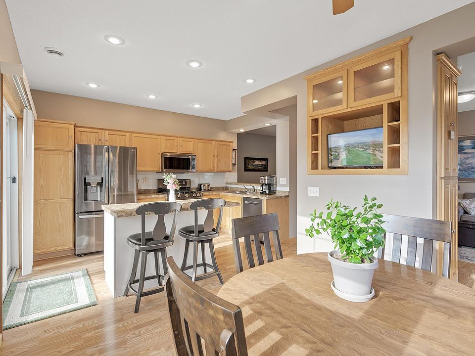 1st image of 364 Hayes Dr #44