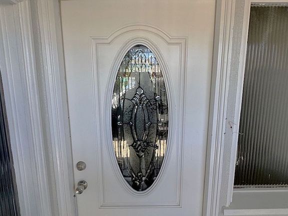3rd image of 675 Lakeview Ave