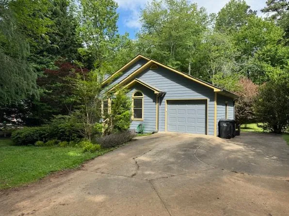 2845 Pinetree Rd, Cumming, GA 30041