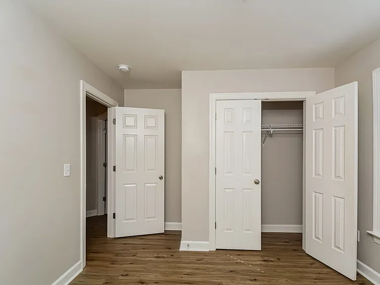 225 Braxcarr St — Photo 13