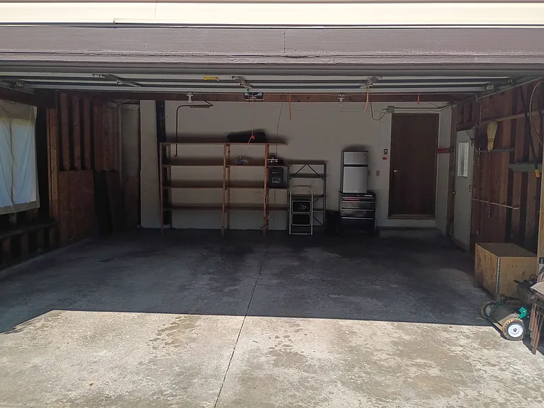 20550 Coventry Dr — Photo 26