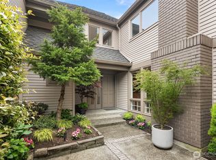 1732 Bellevue Way NE, Bellevue, WA