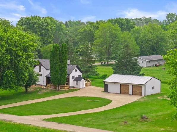 448 Van Horn St, Berlin, WI 54923