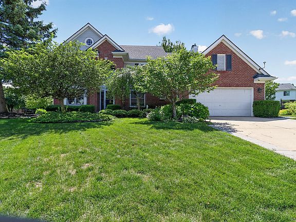 2nd image of 18175 Queensbury Dr