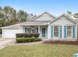 105 Red Oak Dr, Alabaster, AL 35007