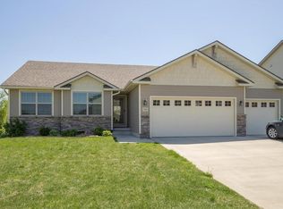 700 NW 8th St, Grimes, IA 50111