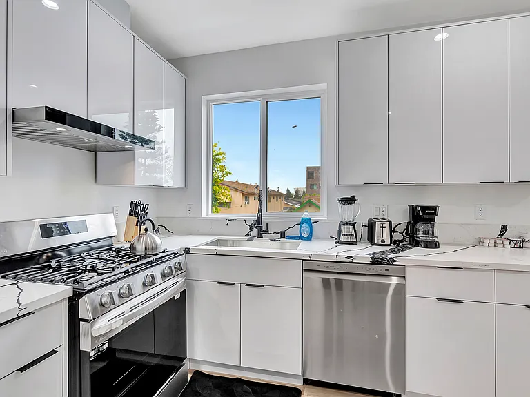416 N La Fayette Park Pl (Housing near Ktown) — Photo 5