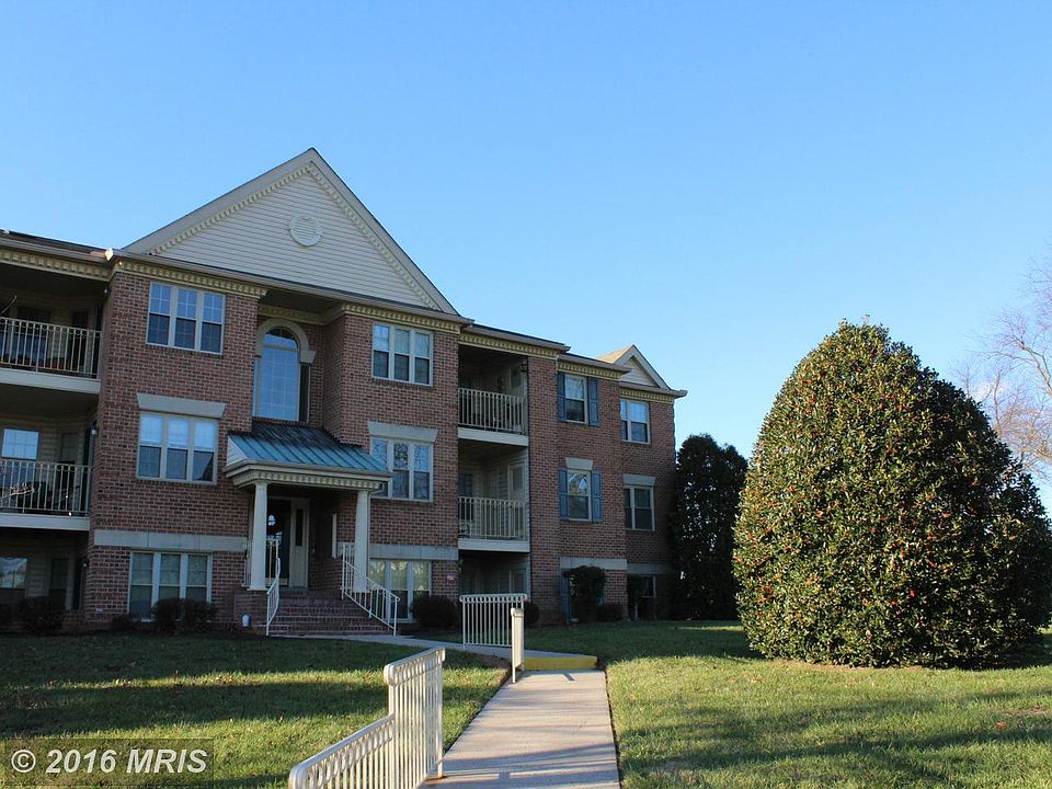 1st image of 1713 Landmark Dr Unit 2G