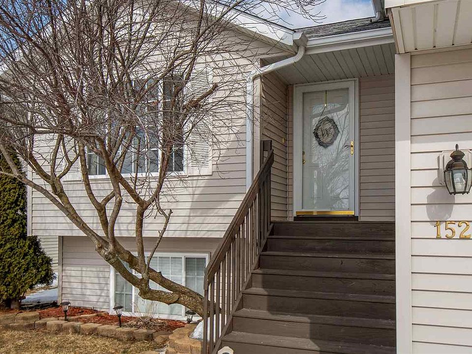 2nd image of 1520 Langenberg Ave