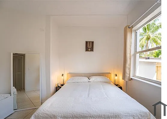 1 bed, 500 sqft, $2,100 — Photo 3