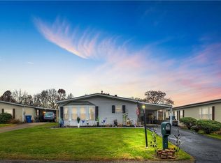 823 Clover Ln, Murrysville, PA 15668