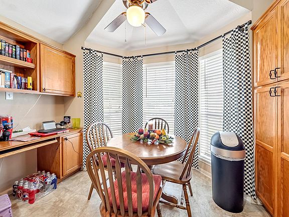5th image of 22906 Prairie Bird Ln