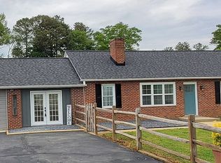 21920 Point Lookout Rd, Leonardtown, MD 20650