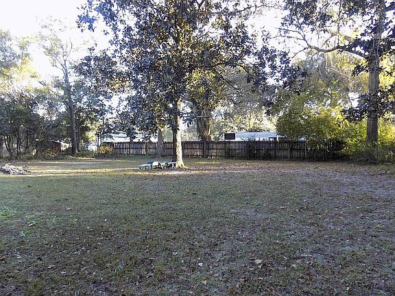 4th image of 3437 Oak Tree Ln