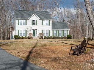 327 Carter Ln, Louisa, VA 23093