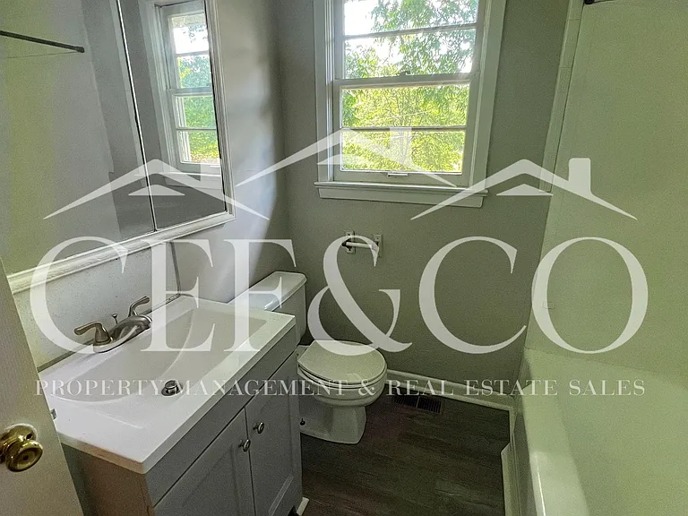 268 N Cleveland Park Dr — Photo 19