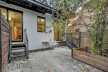 34 Melrose Street, #1B